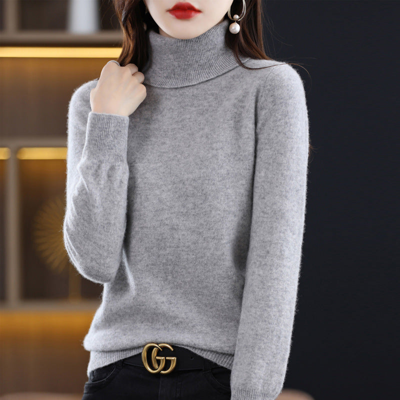 Women's slim fit turtleneck sweater made of cashmere-like fine knit with soft pile Chichicherry