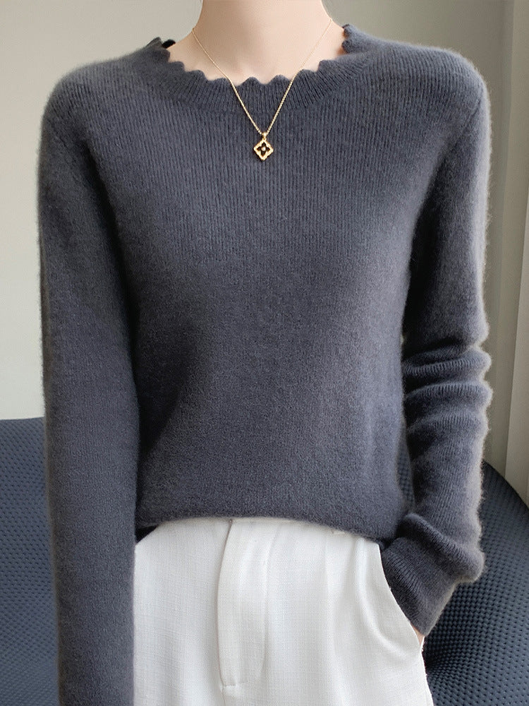 Women's Soft Fine Knit Sweater with Wavy Round Neckline and Cashmere-like Surface Chichicherry