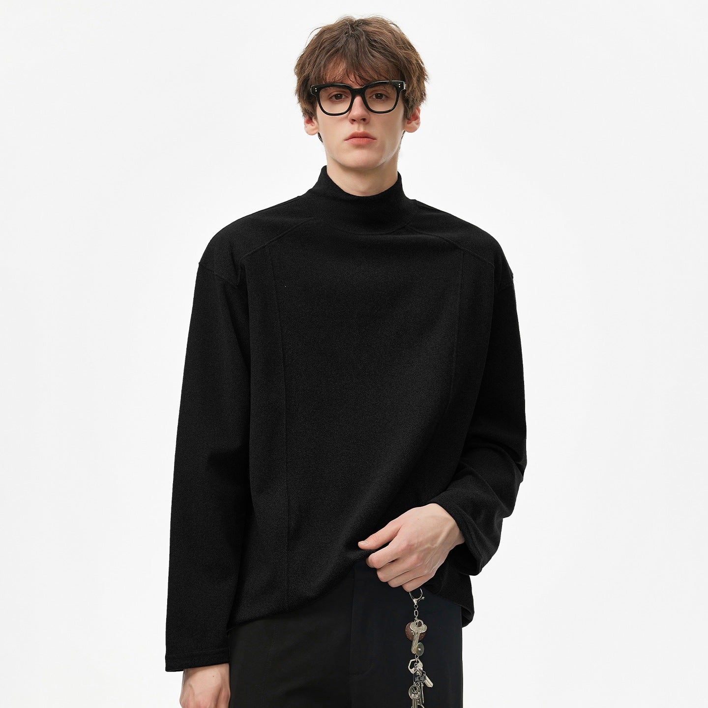 Men's Oversize Turtleneck Sweater made of soft cotton blend with raglan sleeves Chichicherry
