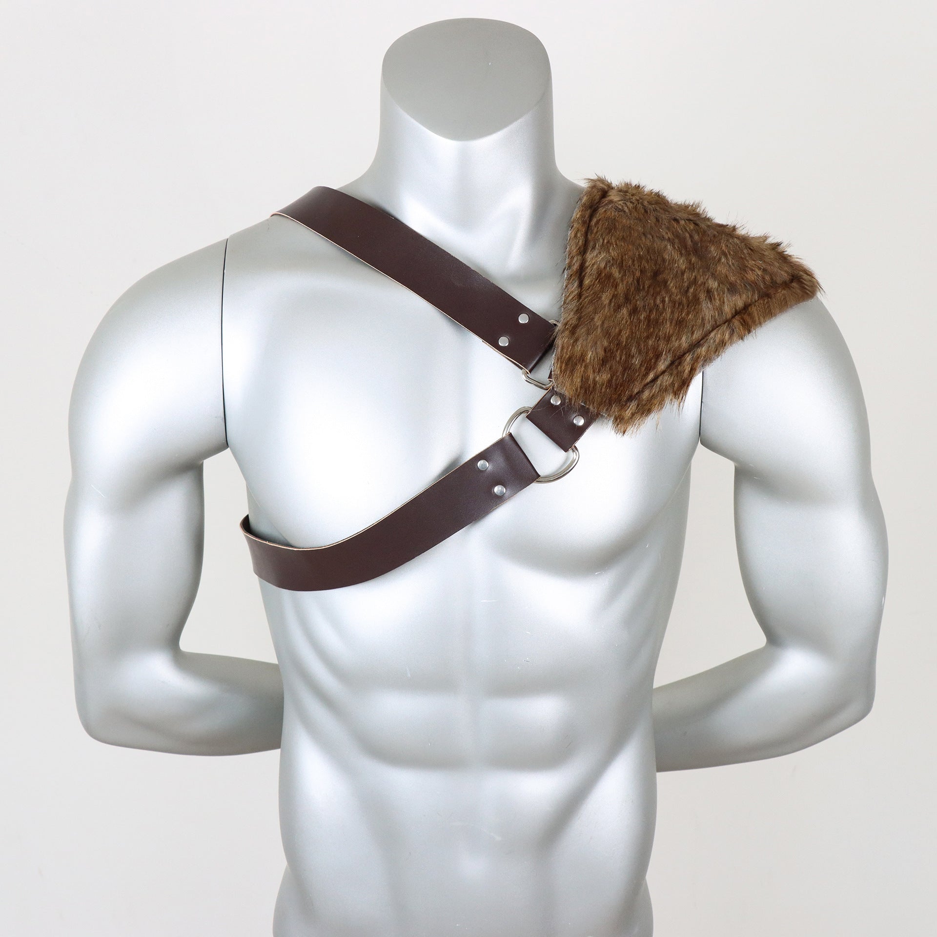 Men's shoulder harness with removable faux fur shoulder pad and adjustable leather straps Chichicherry