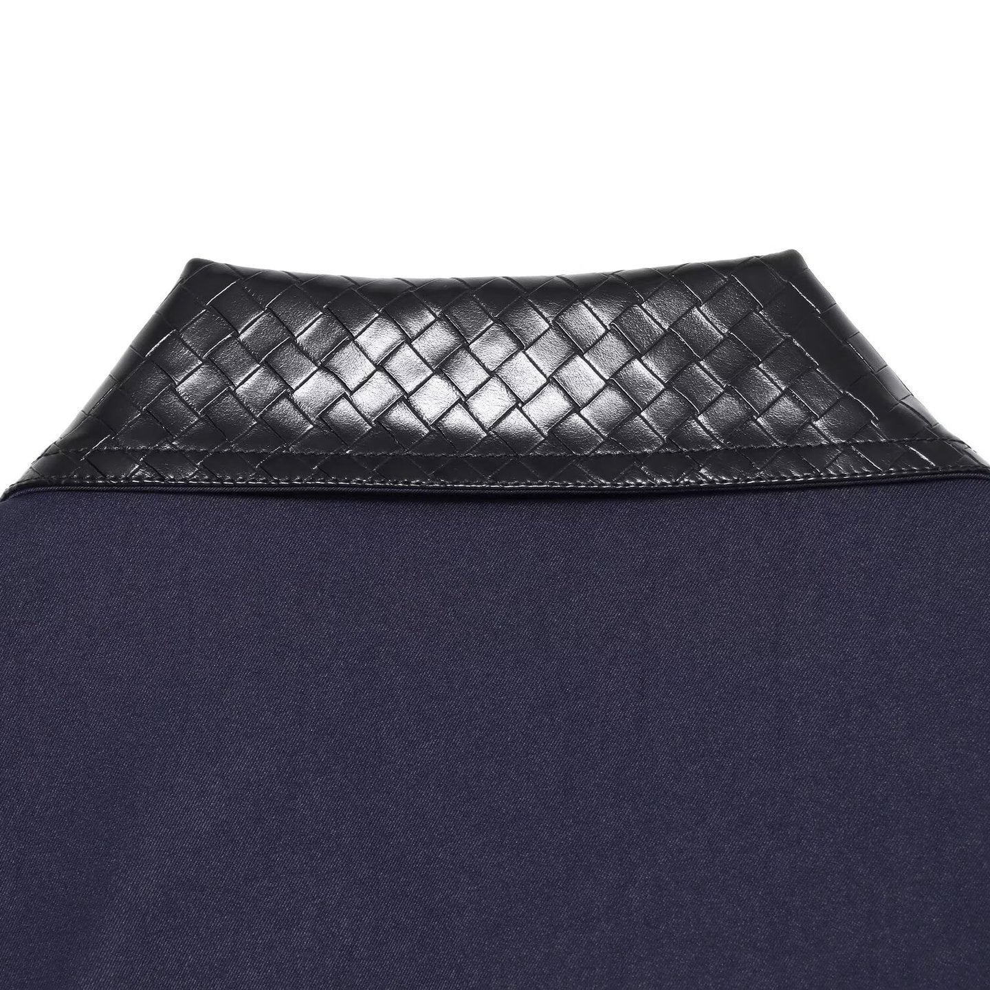Women's short bomber-style jacket with contrasting embossed faux leather collar Chichicherry