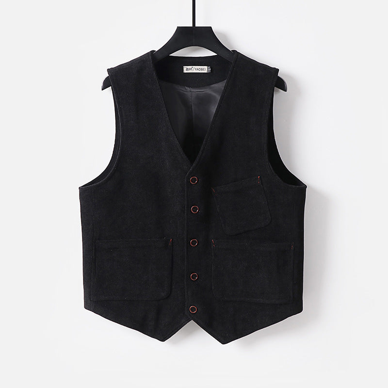 Men's cord waistcoat with V-neck, lightly padded and with patch pockets Chichicherry