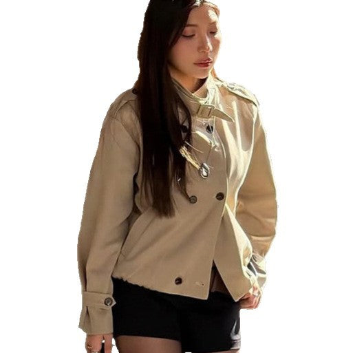 Women’s short jacket in Harrington style with stand-up collar, chin strap, and elastic waistband Chichicherry
