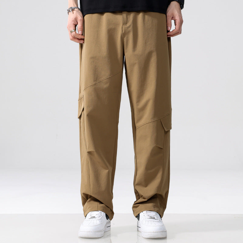 Men's cargo pants in utility look with relaxed fit, multiple thigh pockets and elastic waistband Chichicherry