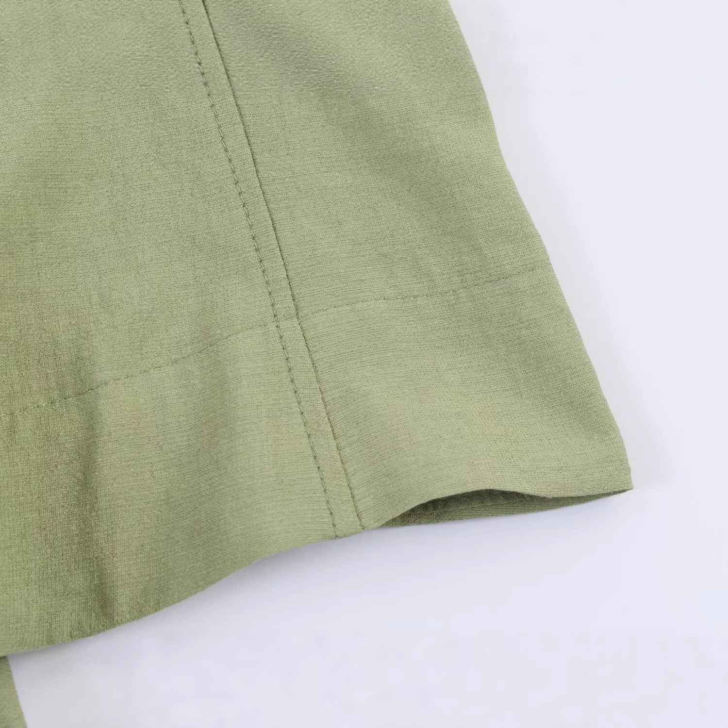 Women Light Linen Look Blouse with Button Placket and Gathered Batwing Sleeves Chichicherry