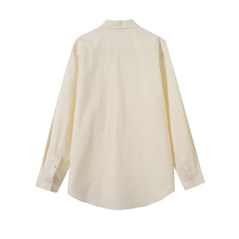 Women loose-fitting shirt blouse made of flowing material with continuous button placket Chichicherry