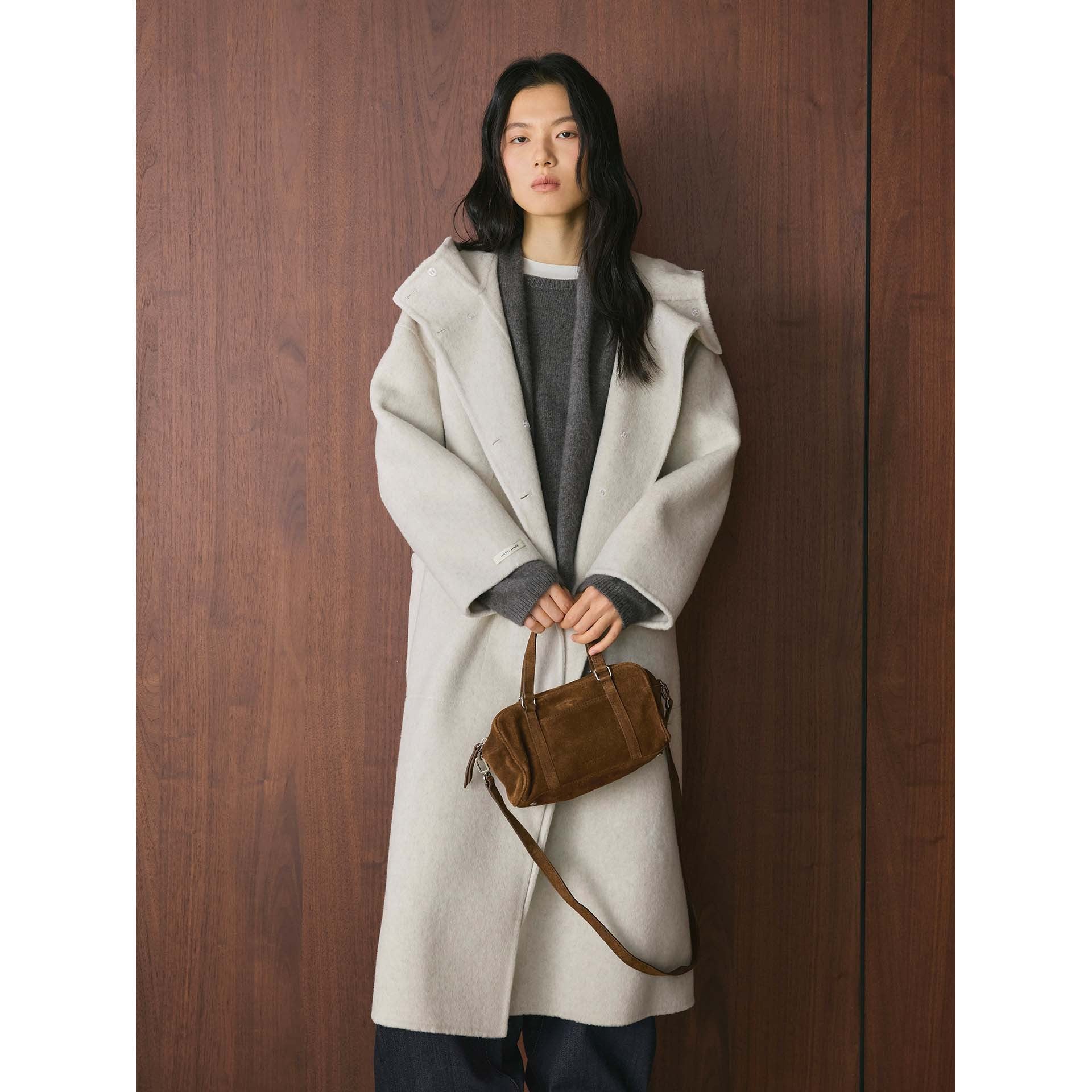 Women's Oversized Double-Breasted Wool Coat with Hood and Stand-Up Collar Chichicherry