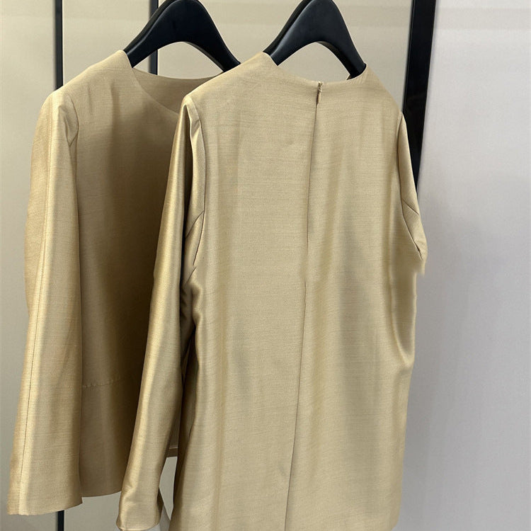 Women's elegant and airy blouse with structure Drune
