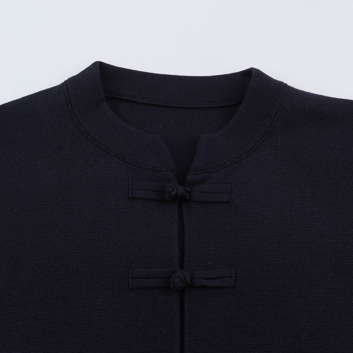 Women's short jacket with frog closures and patch pockets Chichicherry