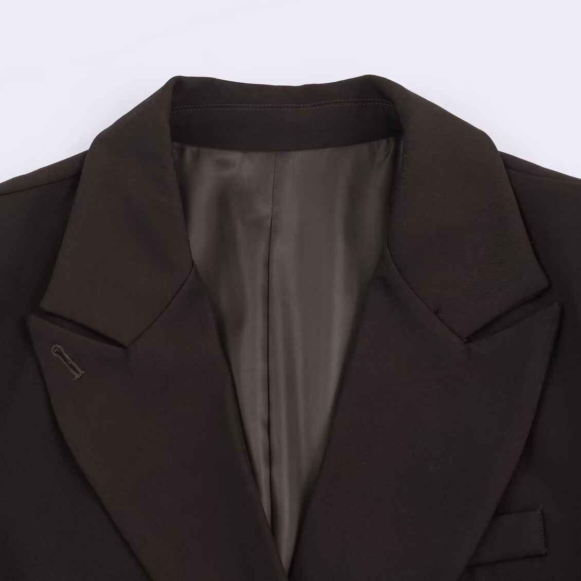 Women's Tailored Longline Blazer with Notched Lapel and One-Button Closure Chichicherry