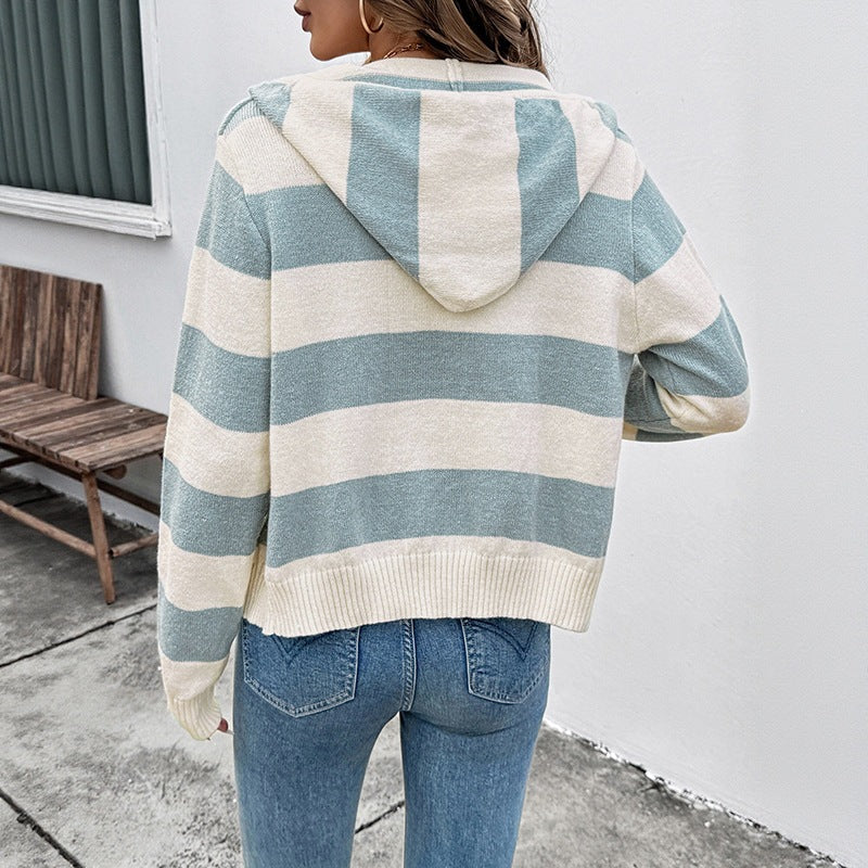 Women's cropped hooded cardigan made of cotton blend with block stripes and kangaroo pocket Chichicherry