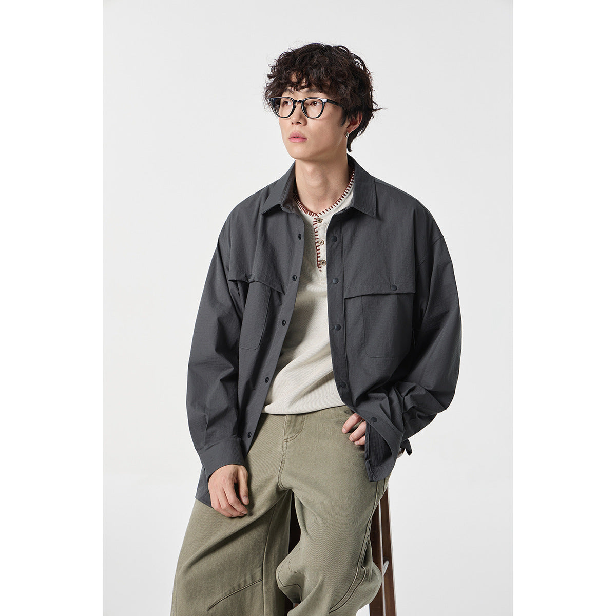 Unisex Oversized Shirt Jacket in Utility Style with Snap Button Placket Chichicherry