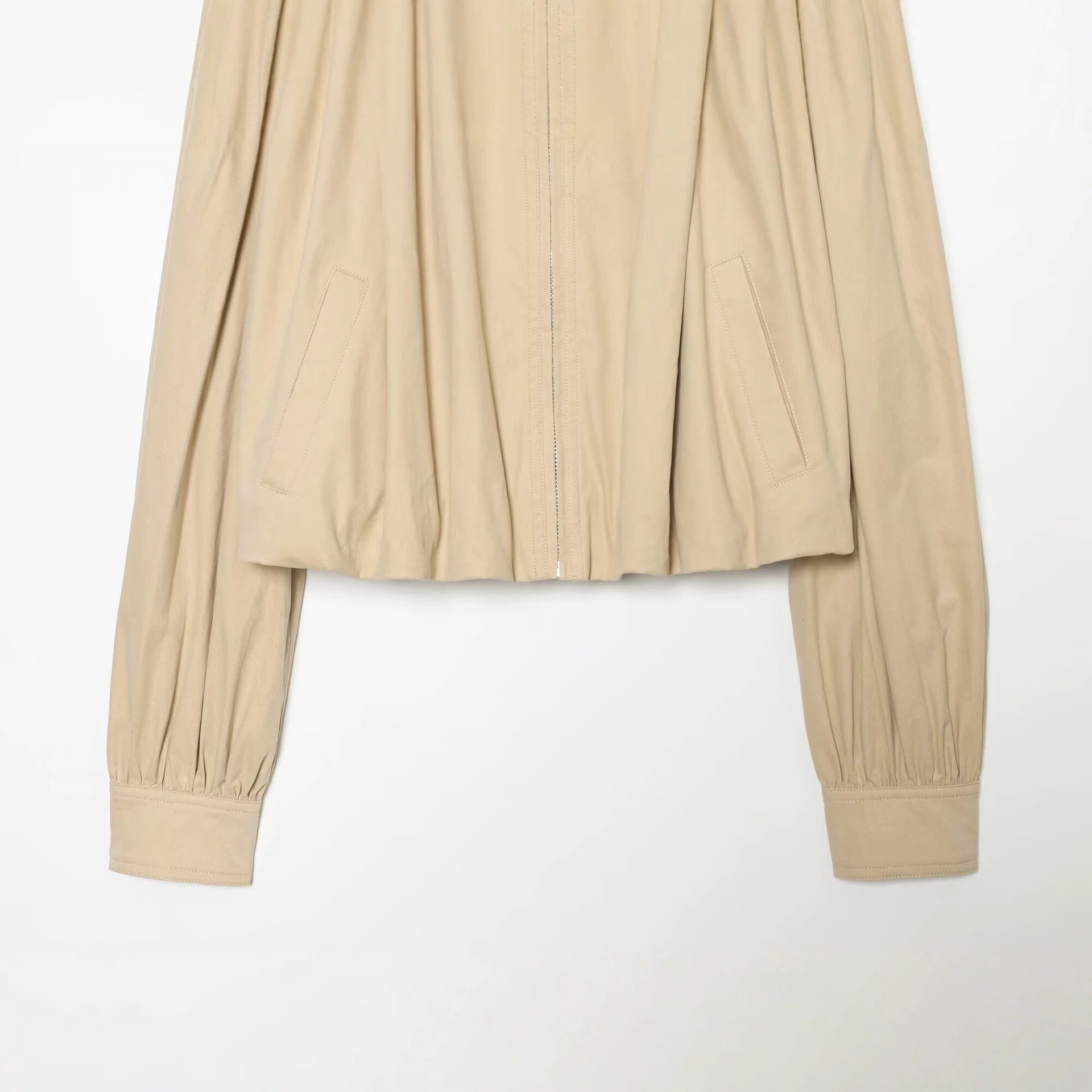Women’s Lightweight Cropped Jacket with Gathered Shoulders, Stand Collar and Zipper Chichicherry