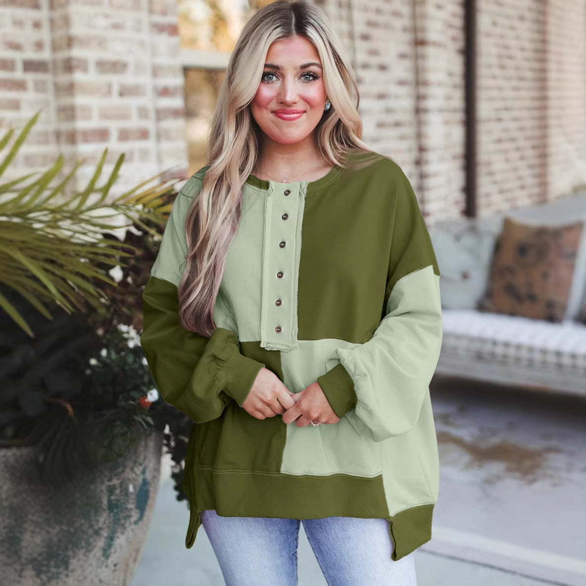 Women's Oversized Long Sleeve Sweatshirt in Colorblock with Henley Button Placket and Balloon Sleeves Chichicherry
