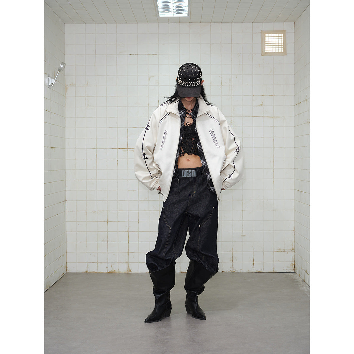 Unisex Oversize Fleece Jacket with Stand-Up Collar and Graphic Sketch Print Chichicherry