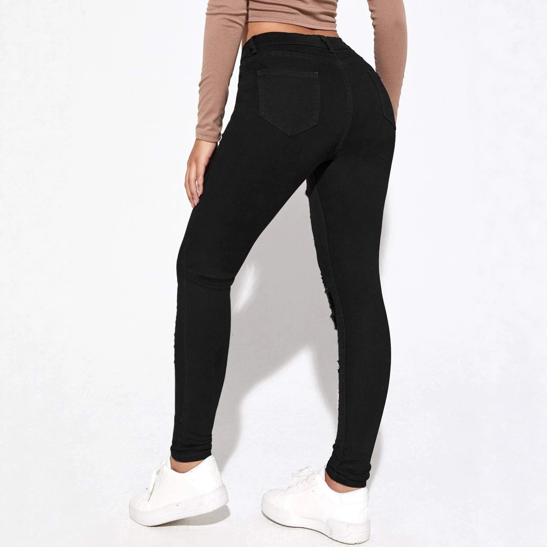 Women's high-waisted super stretch jeans in skinny fit with pronounced destroy rips Chichicherry