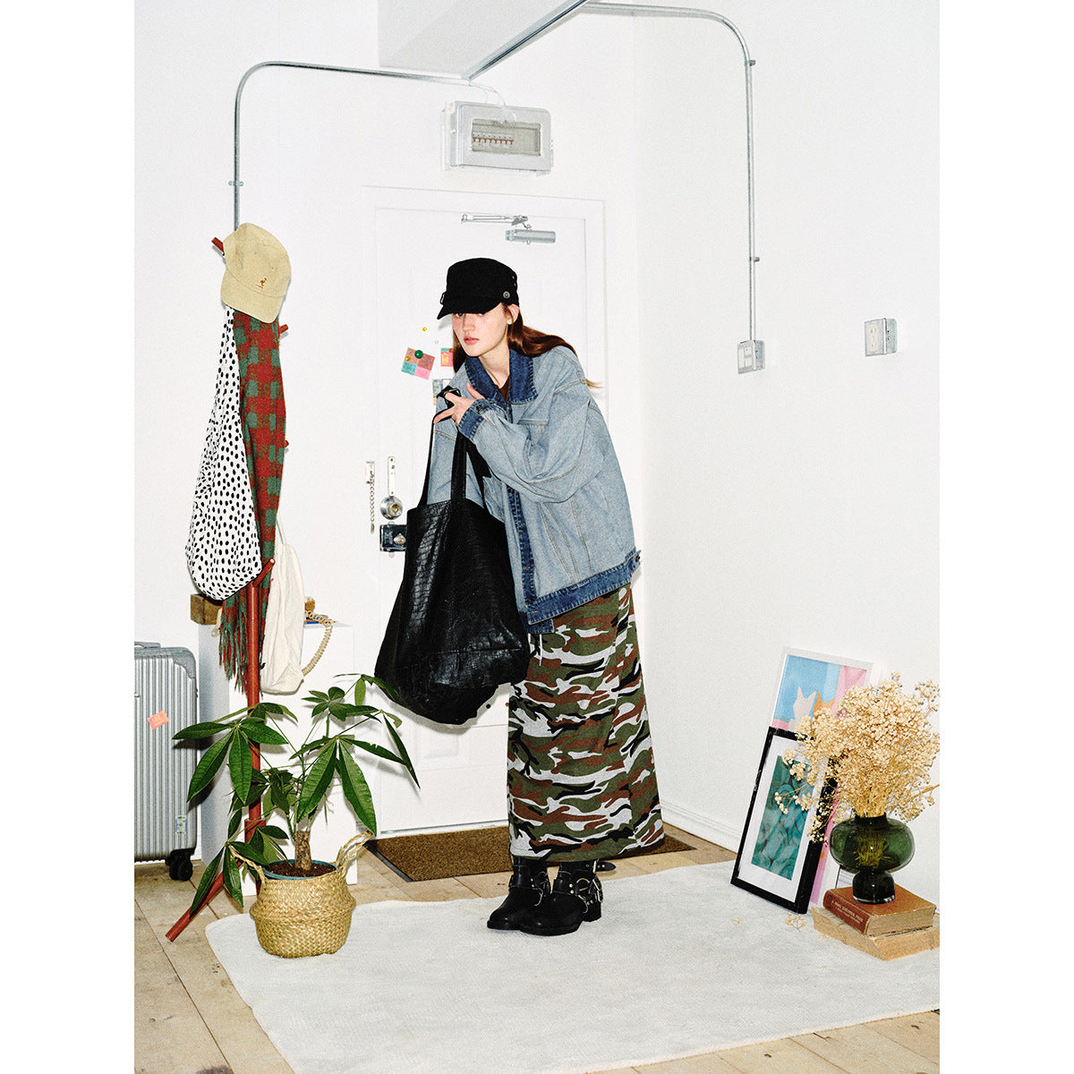 Unisex Oversize Jeans Jacket in Boxy Cut with Contrast Trim and Chest Flaps Chichicherry