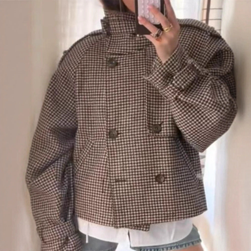 Women's short jacket in houndstooth pattern with double-breasted button placket, high stand-up collar, and balloon sleeves Chichicherry