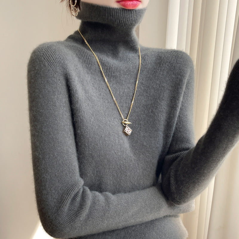 Women's Slim-Fit Turtleneck Sweater Made of Soft Angora Blend Chichicherry