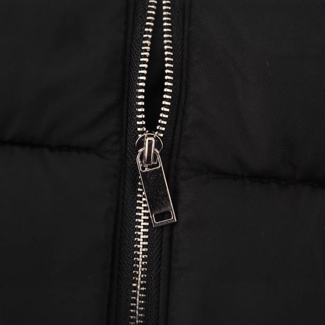 Women's Short Quilted Jacket with Stand-Up Collar, Zipper and Elastic Cuffs Chichicherry