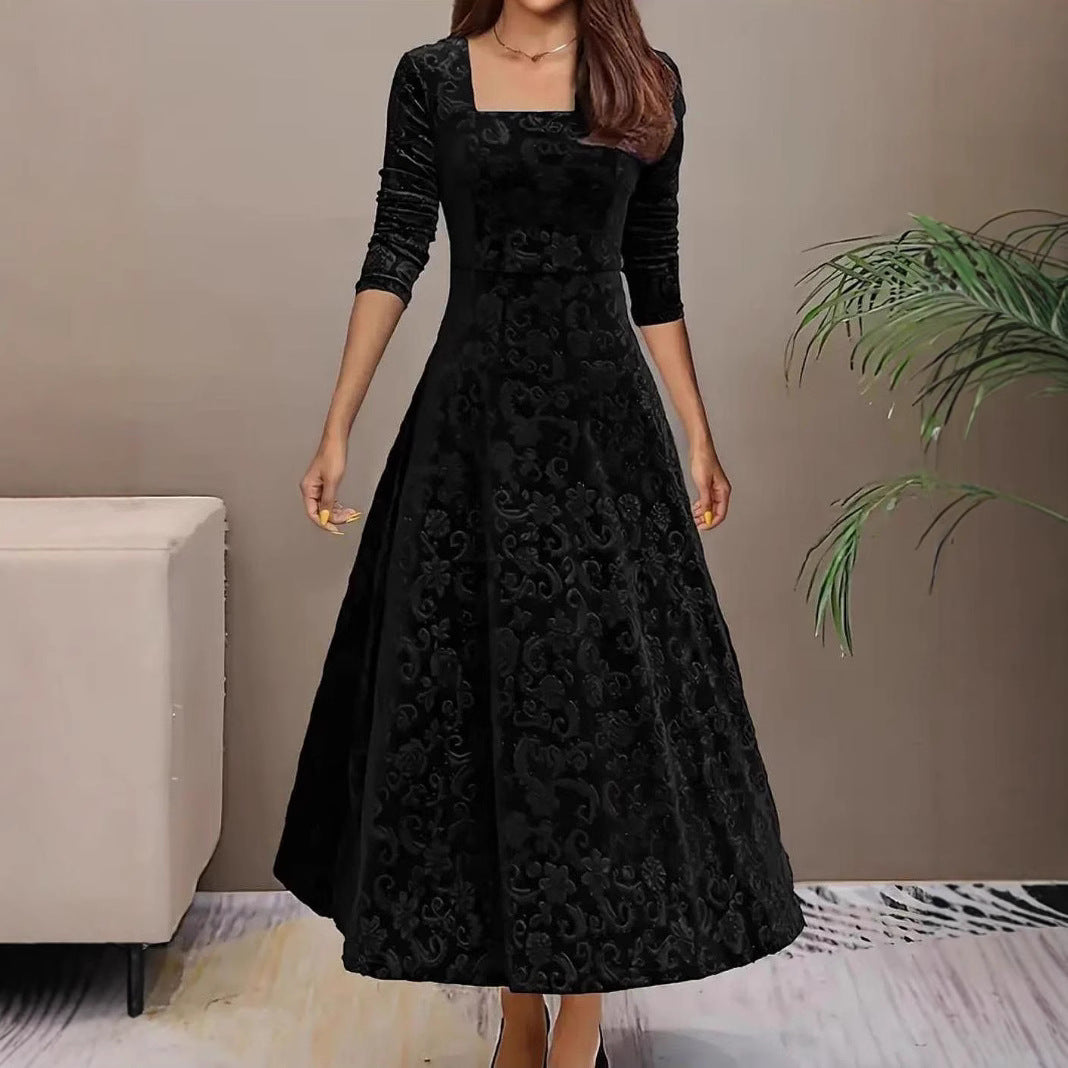 Women’s velvet dress with square neckline and flared circle skirt Chichicherry