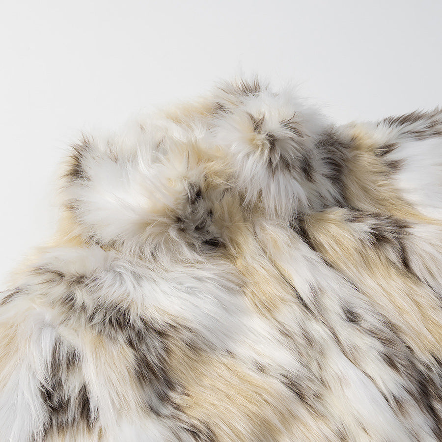 Women's short faux fur jacket in patchwork look with high stand-up collar Chichicherry