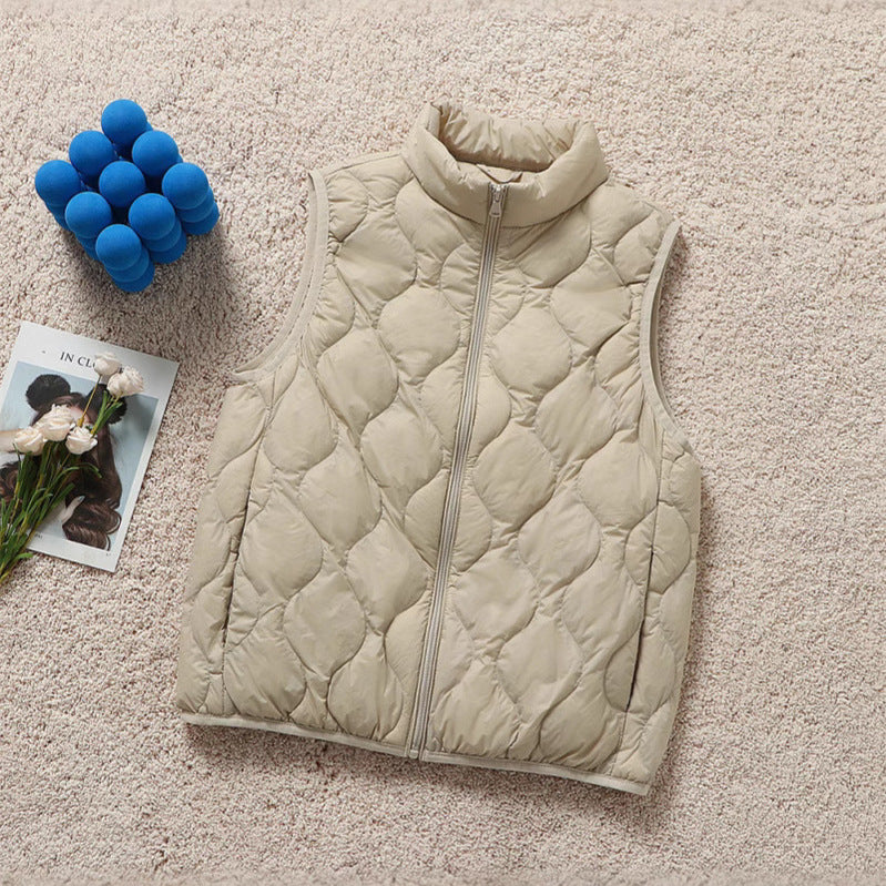 Women's ultralight quilted vest in drop stitch design with high stand-up collar Chichicherry