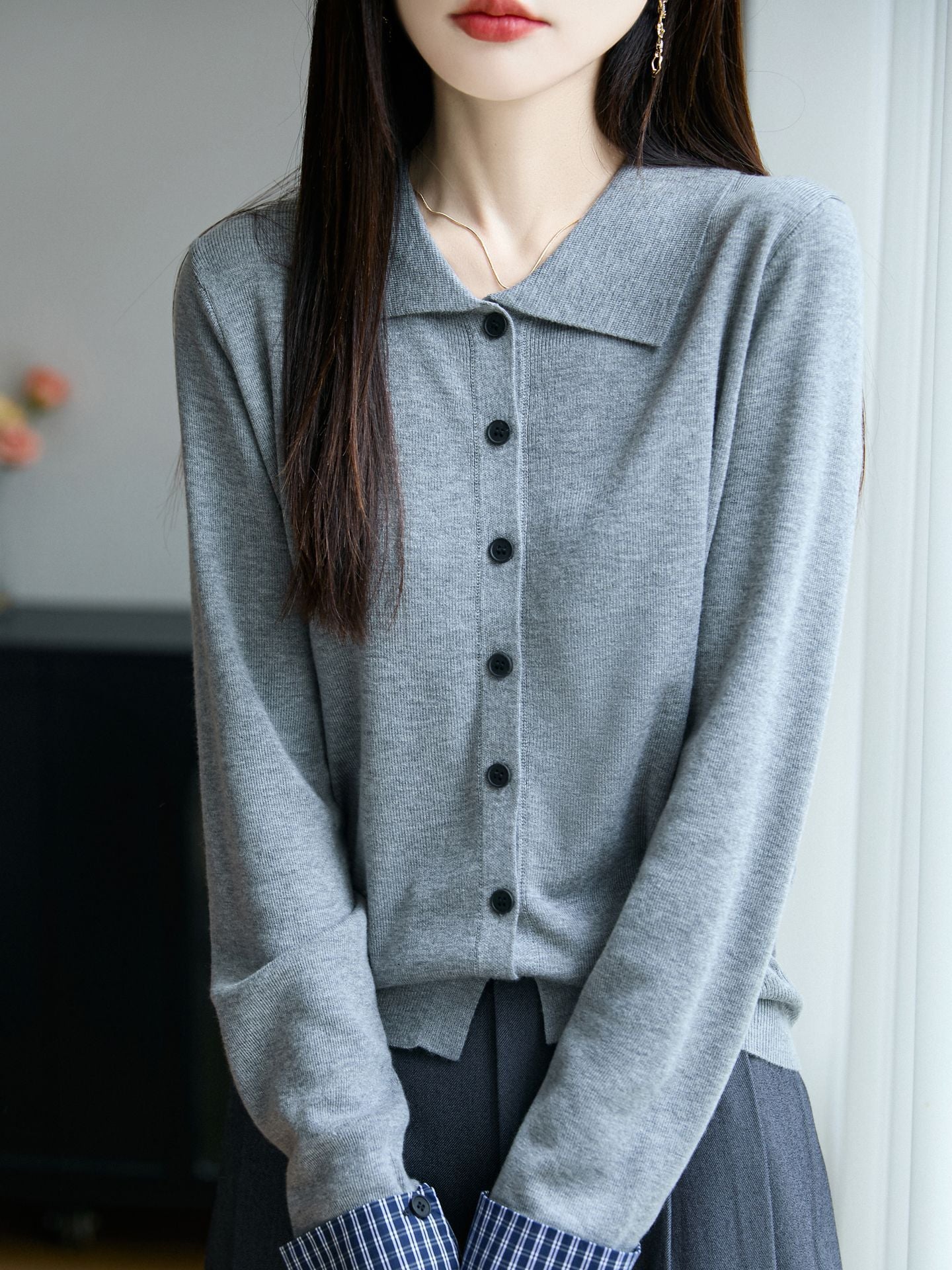 Women Lightweight Fine Knit Cardigan with Wide Shirt Collar and Front Button Placket Chichicherry