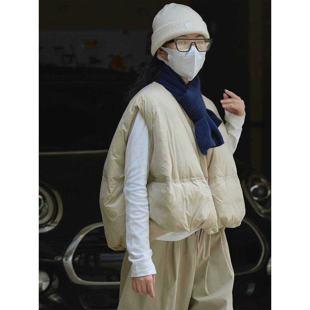Women Boxy quilted thermo vest with stand-up collar and full-length zipper Chichicherry
