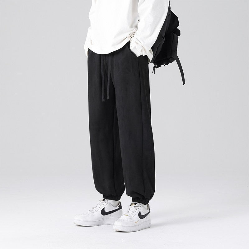 Men's joggers in a relaxed fit with a crease, drawstring, and elastic cuffs Chichicherry