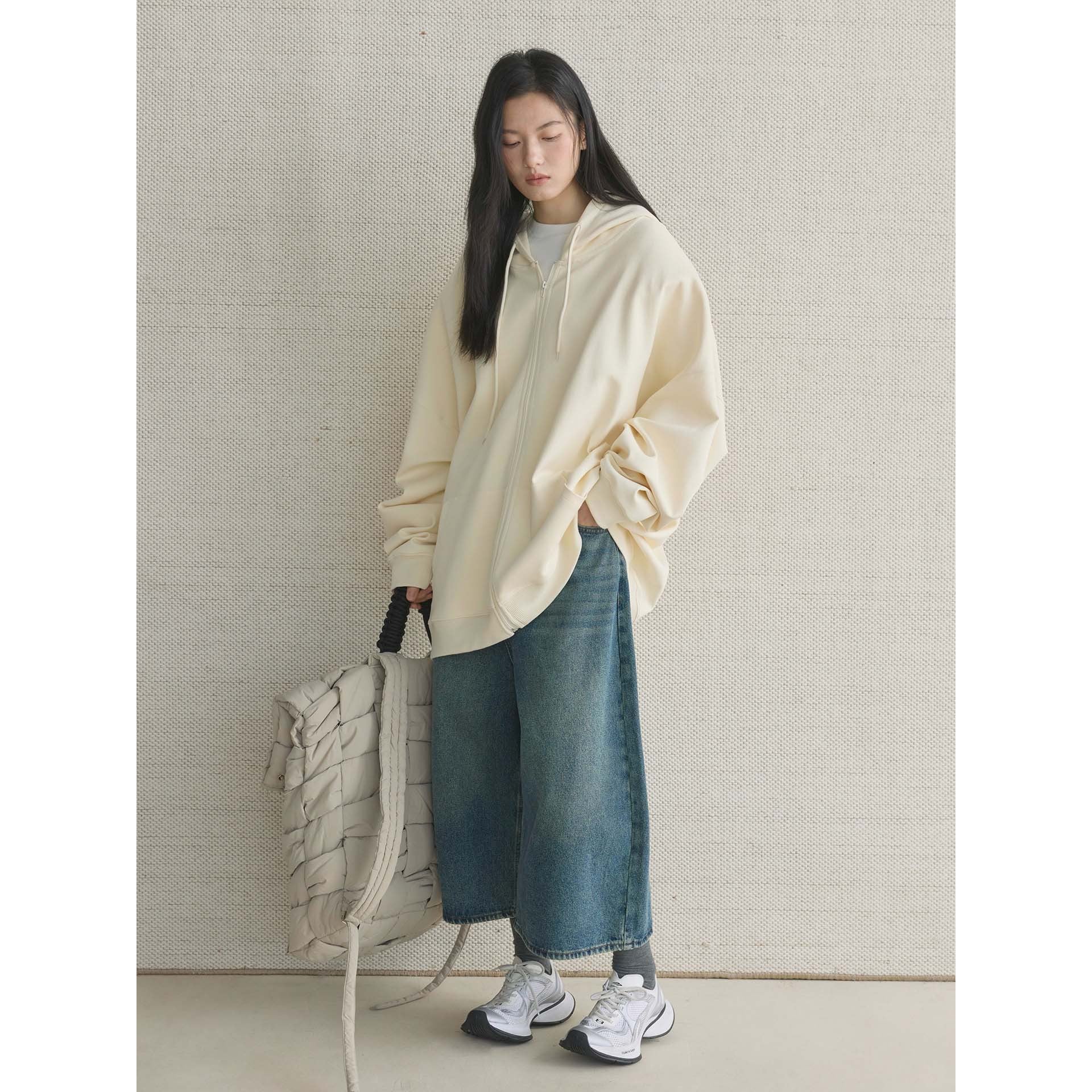 Women's Oversize Zip Hoodie made of heavy cotton fleece with concealed zipper Chichicherry