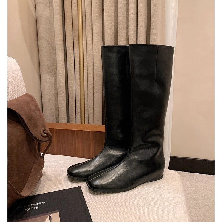 Women's Knee-High Minimalistic Smooth Leather Boots with Ergonomic Outsole Chichicherry