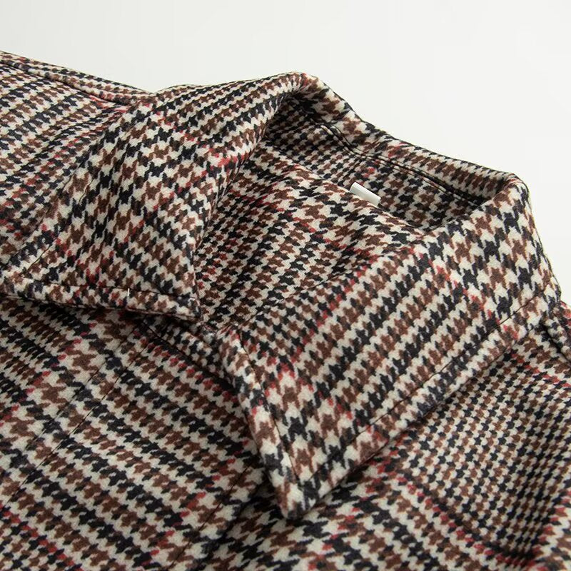 Women's Oversize Short Jacket in Houndstooth Pattern with Stand Collar and Elastic Hem Chichicherry