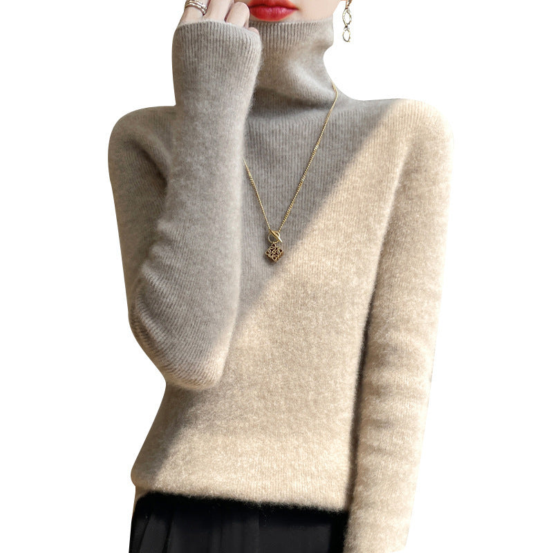 Women's Slim-Fit Turtleneck Sweater Made of Soft Angora Blend Chichicherry
