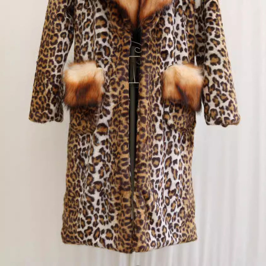 Women’s Longer Faux Fur Coat in Leopard Print with Large Fur Collar and Pocket Trim Chichicherry