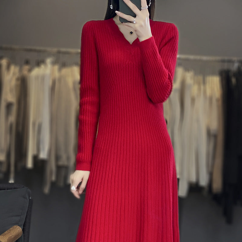 Women's Long Ribbed Knit Midi Dress with Tailored Silhouette and A-Line Skirt Chichicherry
