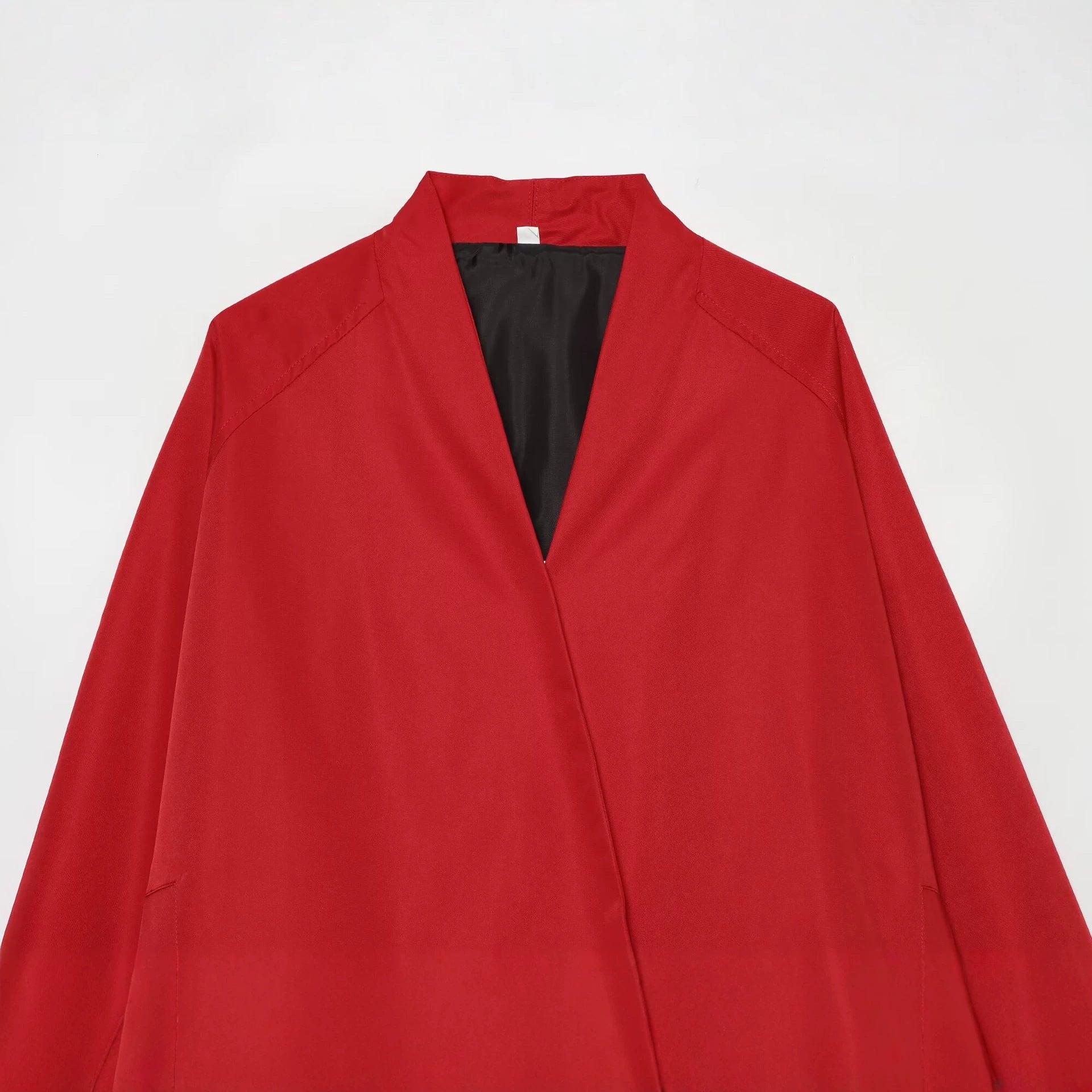 Women's bomber-style short jacket with kimono collar, balloon sleeves, and elastic hem Chichicherry