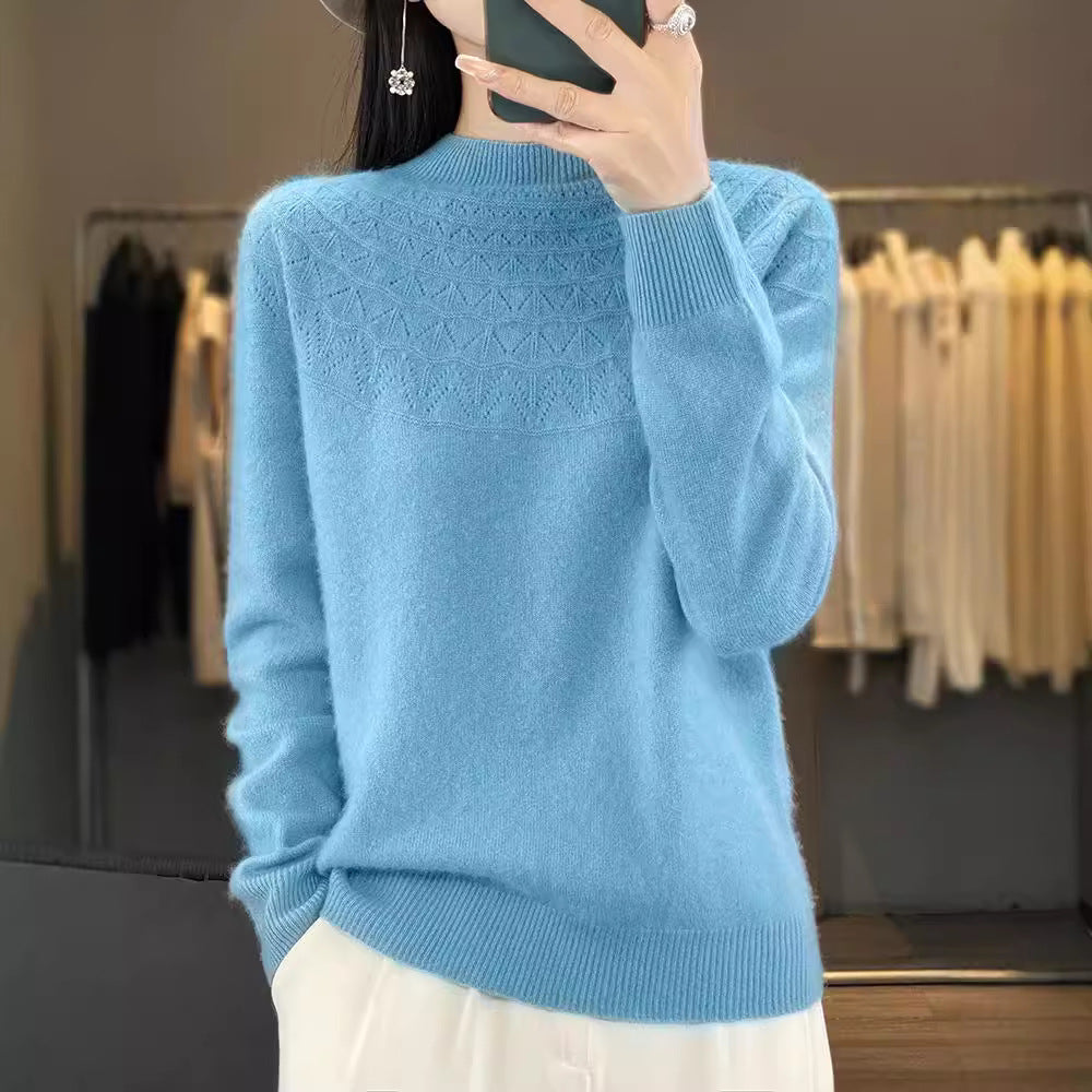 Women's Cozy Mohair-Effect Sweater with Decorative Texture at the Top and Stand-Up Collar Chichicherry