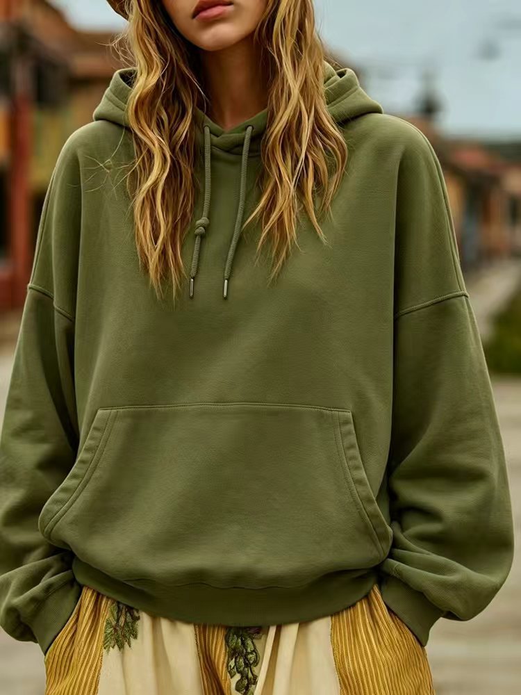 Women's Oversized Hoodie with Kangaroo Pocket and Relaxed Fit Chichicherry