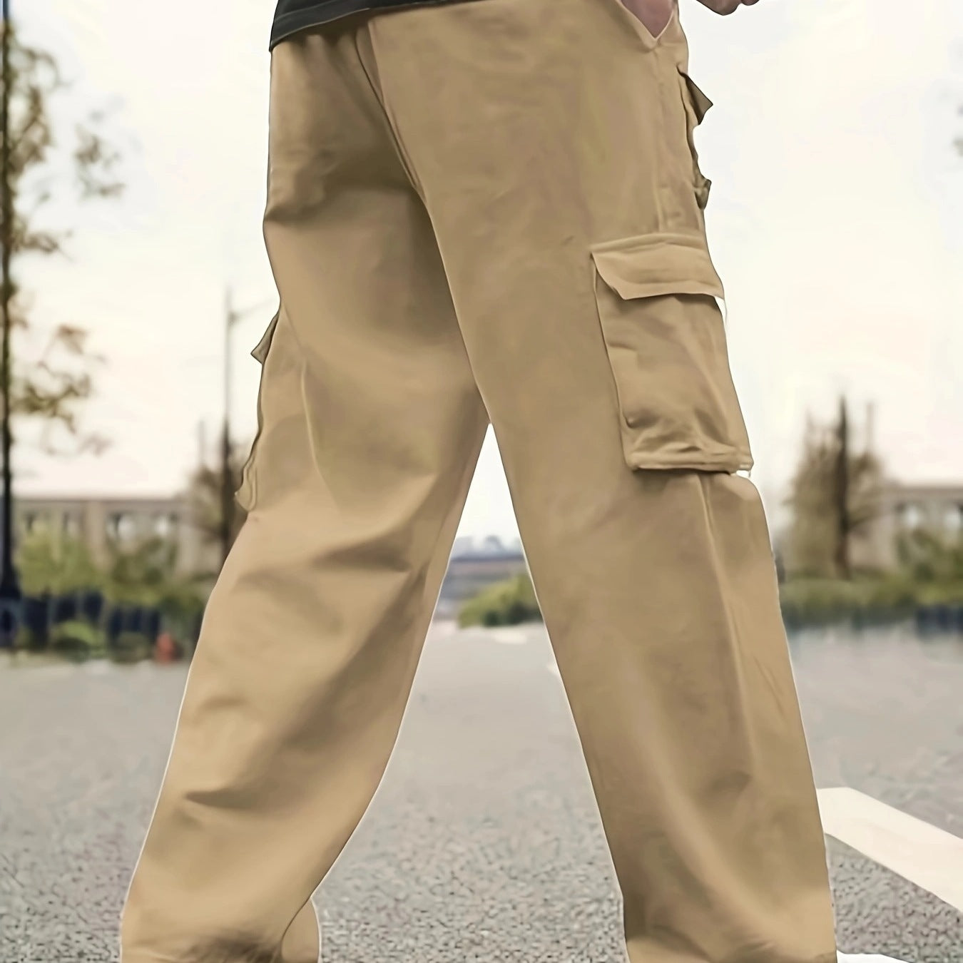Men's Relaxed-Fit Utility Cargo Pants with Large Flap Pockets and Elastic Cuff Chichicherry