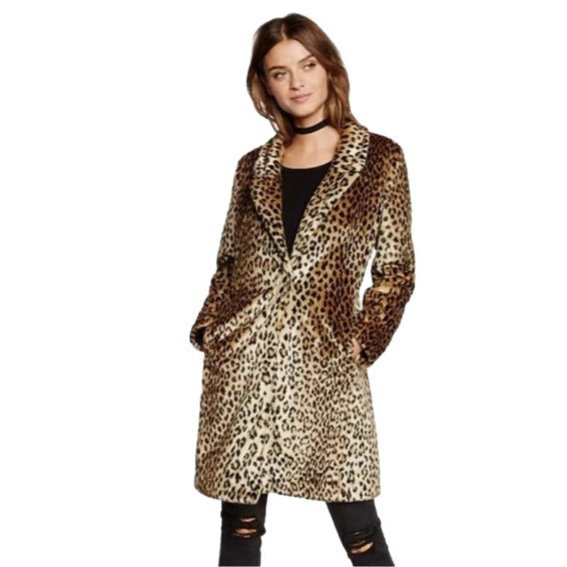 Women's Mid-length Faux-Fur Coat in Leopard Print with Notch Collar and Side Pockets Chichicherry