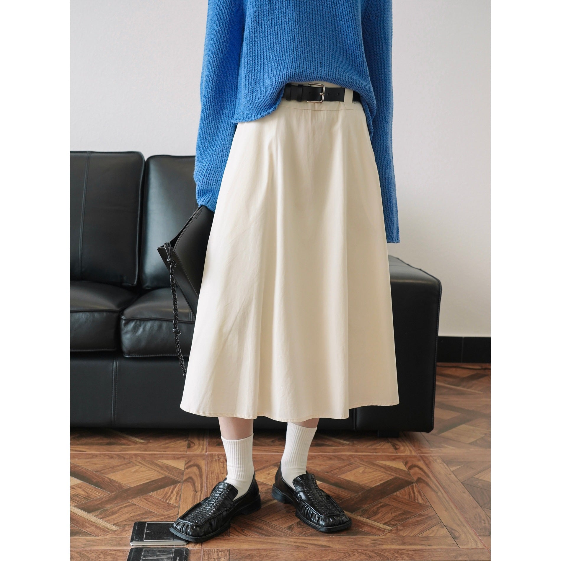 Women Braided Leather Slippers in Moccasin Look Chichicherry