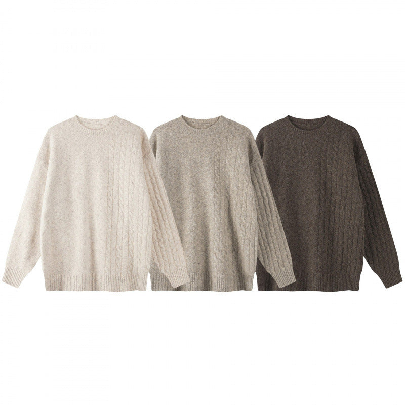 Unisex Oversize Fine-knit sweater with cable pattern detail and round neckline Chichicherry