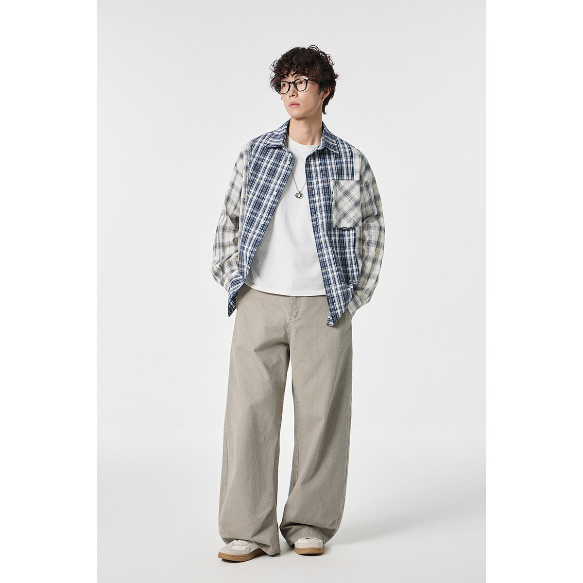 Unisex Checkered Overshirt in Patchwork Look with Chest Pocket Chichicherry