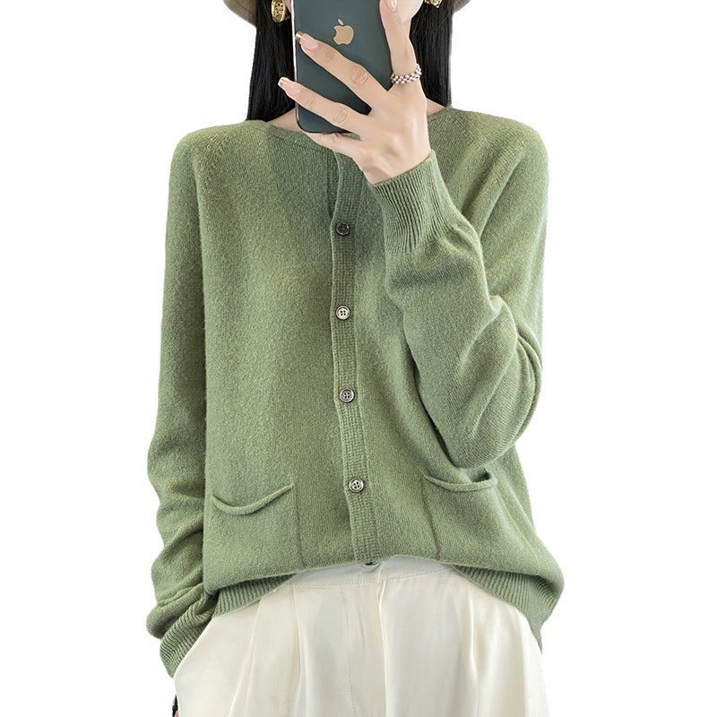 Women's long fine-knit cardigan with round neck, side pockets and alpaca mix Chichicherry