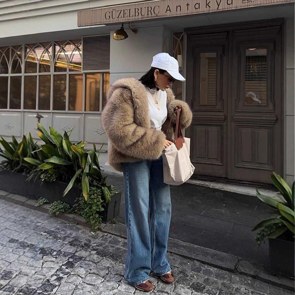 Women's Boxy Faux Fur Jacket in Teddy Look with Oversized Shawl Collar Chichicherry