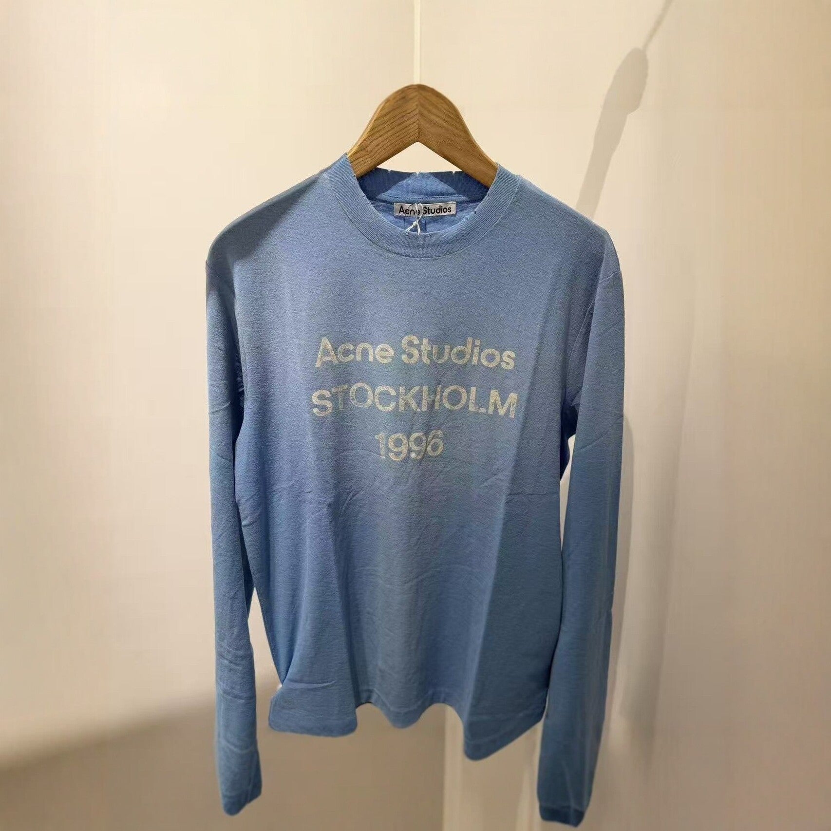 Men's Long Sleeve Shirt with Logo Print and Round Neckline Chichicherry