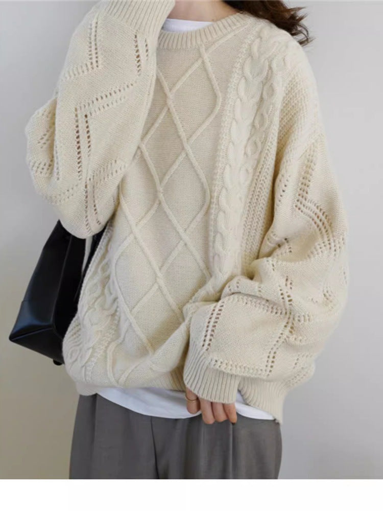 Women's Oversize Cable Knit Sweater with Lace Details and Ribbed Hem Chichicherry
