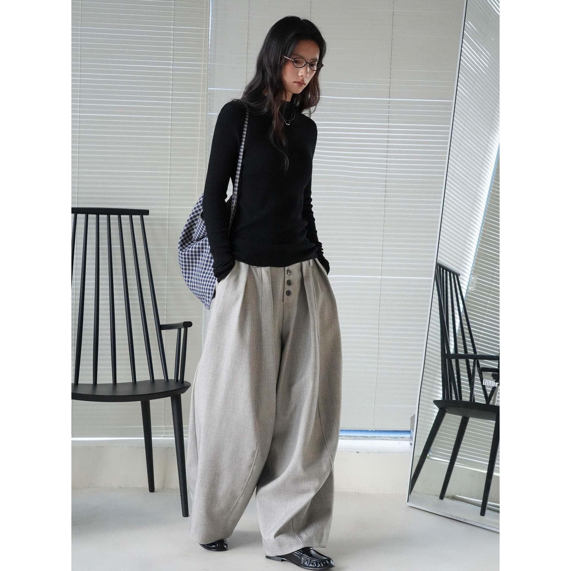 Women's Fine Ribbed Knit Pullover with Stand-Up Collar and Thumbholes Chichicherry