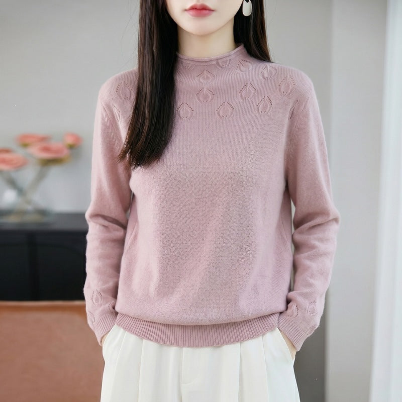 Ladies short roll-neck pullover made of fine knit with lace yoke and ribbed hem Chichicherry